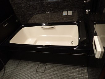 人生を豊かに潤すLIXIL スパージュ 1620サイズにお取替え 世田谷区O様邸 人生を豊かに潤すLIXIL スパージュ 1620サイズにお取替え 世田谷区O様邸